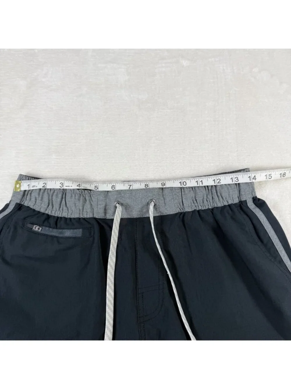 Vuori Banks Shorts Mens Medium Black 7